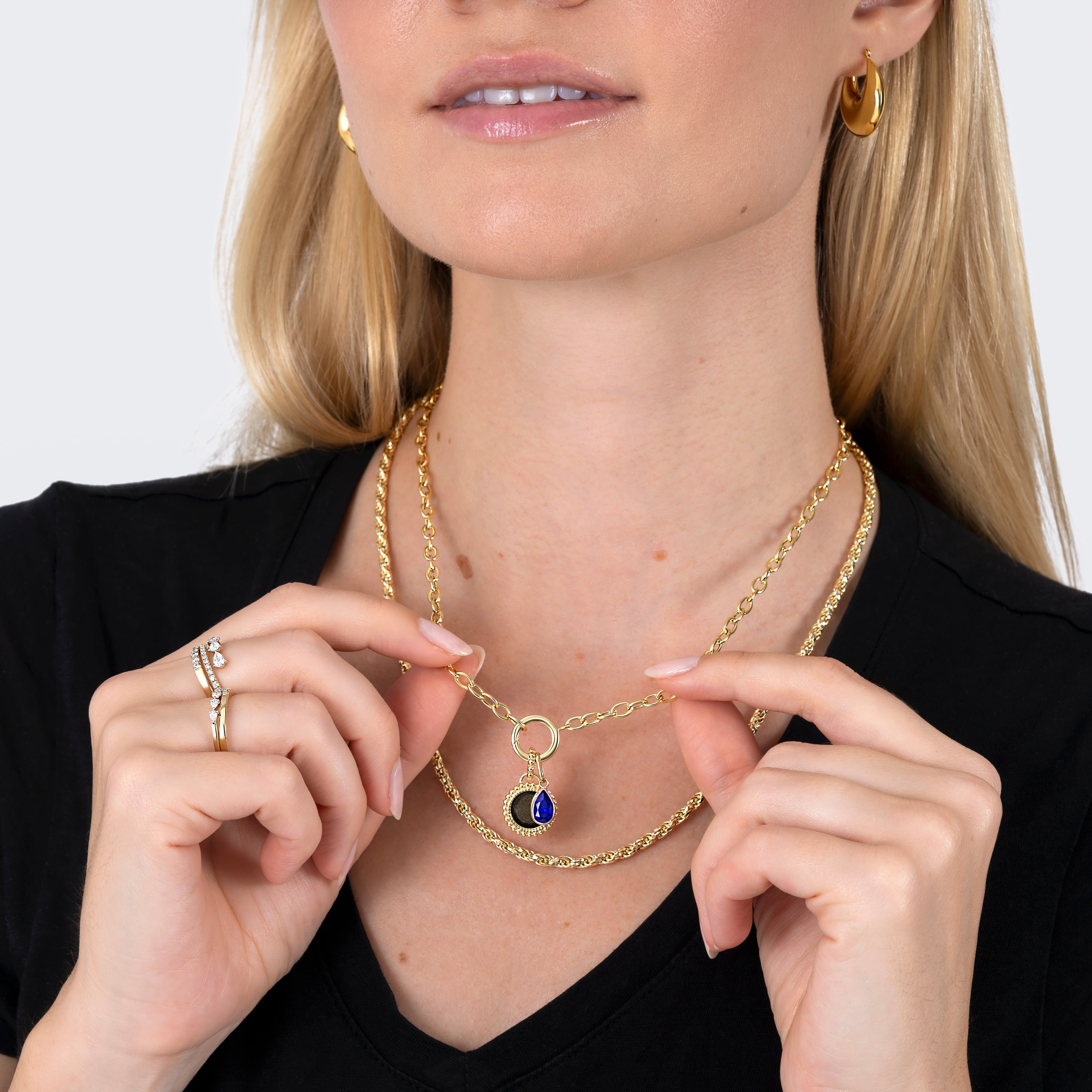 Old Money Jewelry: The Carolyn Bessette Edit